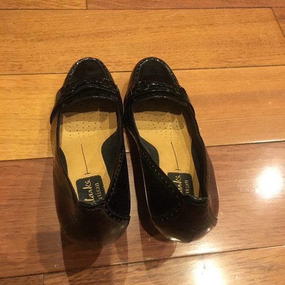 Clarks Women Chunky Heel Shoes - Picture 4 of 6